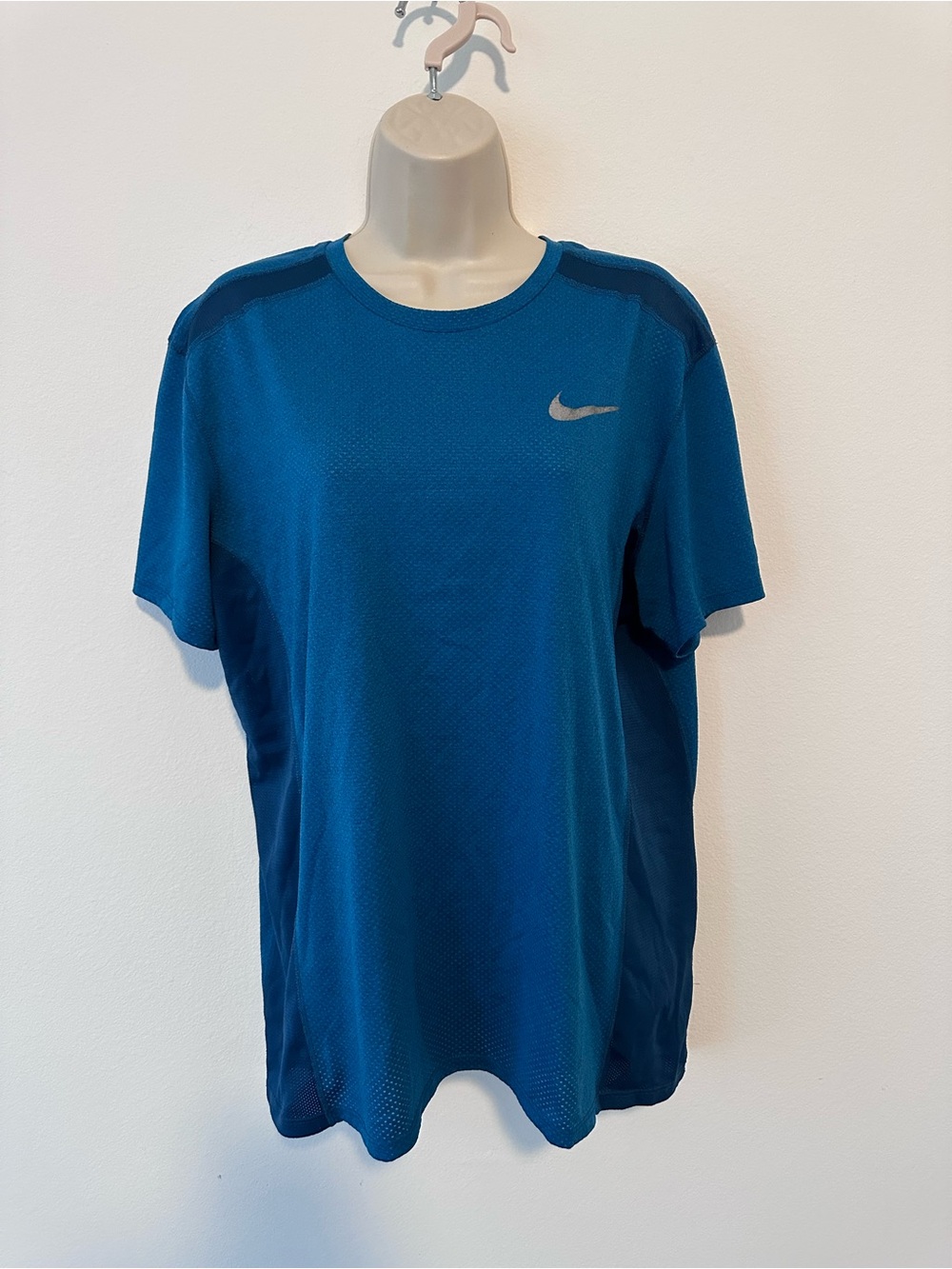 Nike Men’s Teal/Blue Short Sleeve Performance Tee